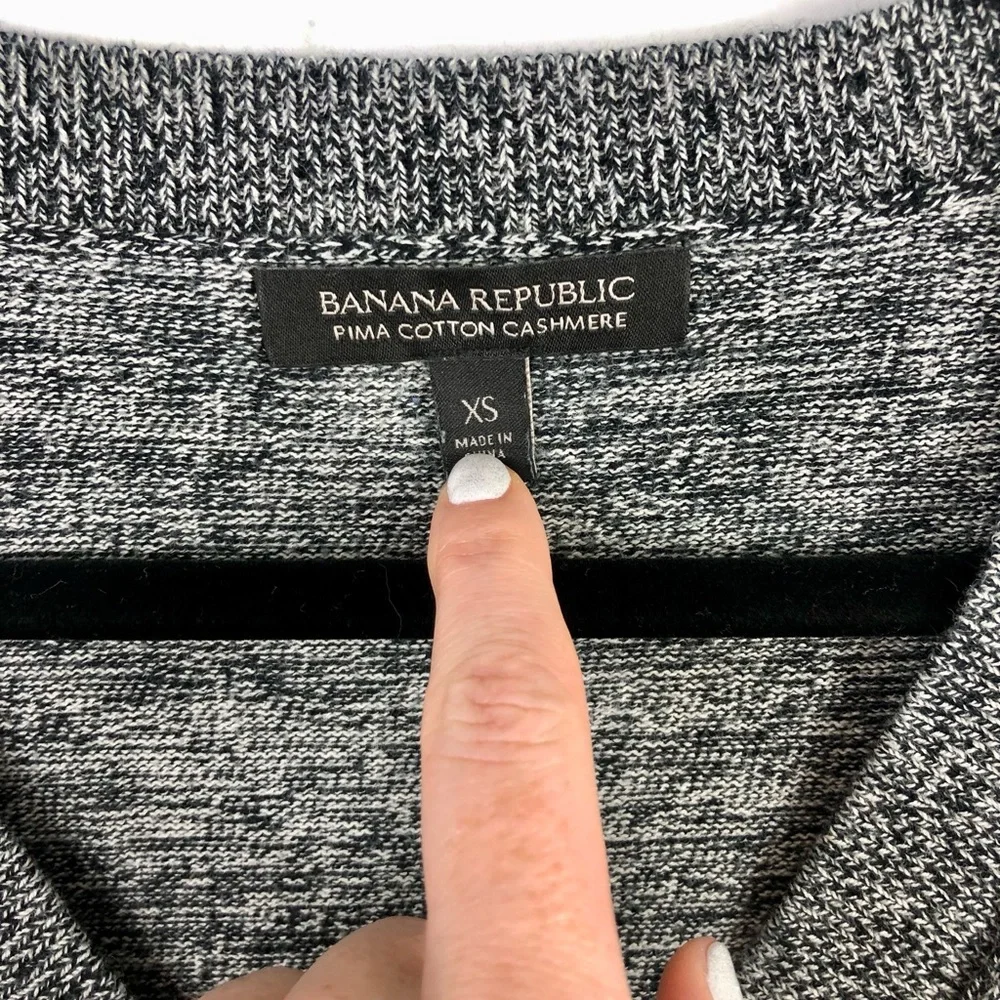 BANANA REPUBLIC Pima Cotton Cashmere Pullover Sweater - Picture 2 of 5